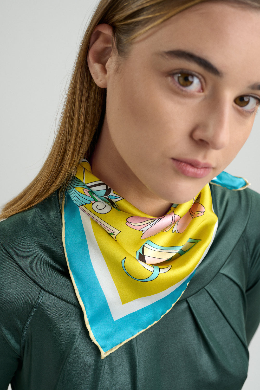 FOULARD 55 CYBER YELLOW