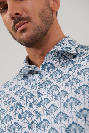 CAMISA DE ALGODÓN  ESTAMPADO PALM BLUE